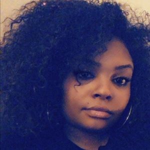 Meet your Posher, Brianna